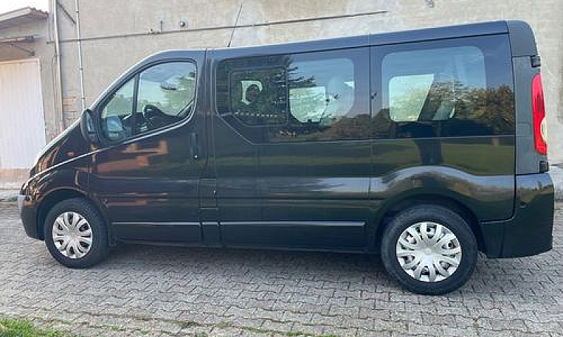 Opel Vivaro 2.0 Cdti...