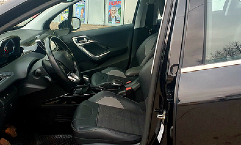 Peugeot 2008 110Cv 2...