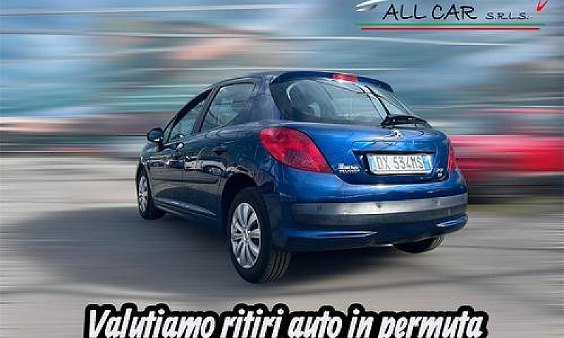 Peugeot 207 1.4 8V 7...