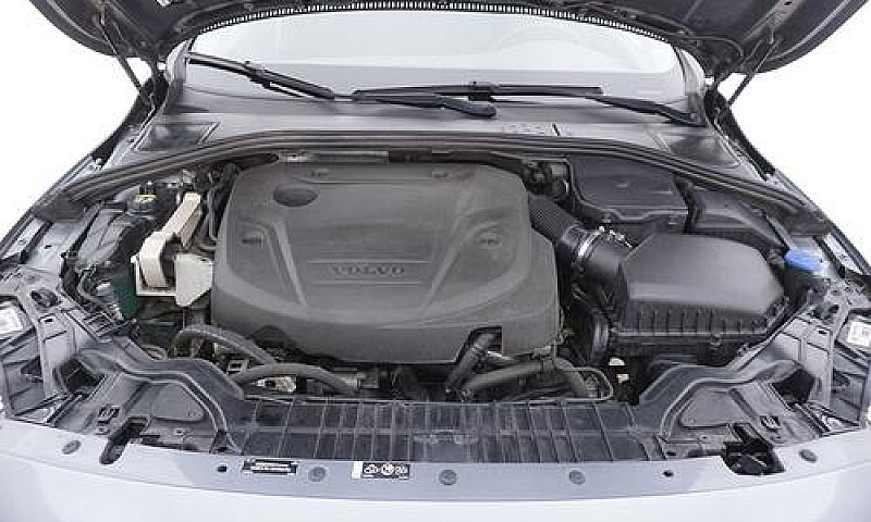 Volvo V60 D2 Geartro...