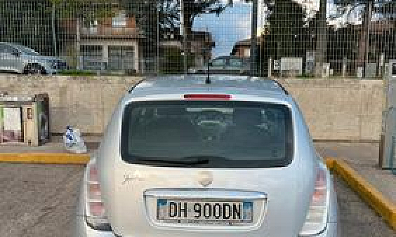 Lancia Y 2007...