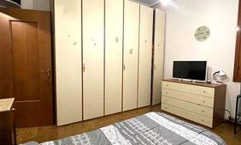 Trilocale A Carpi...