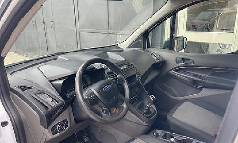 Ford Tourneo Connect...