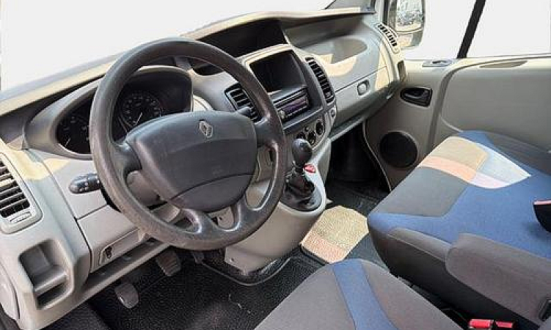 Renault Trafic T27 2...