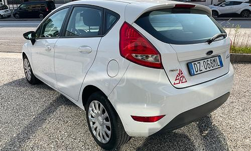 Ford Fiesta Fiesta+ ...