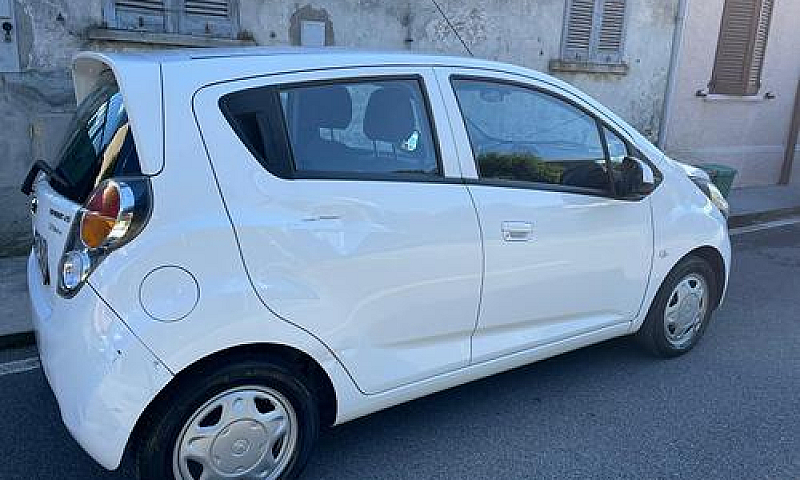Chevrolet Spark 1.0 ...