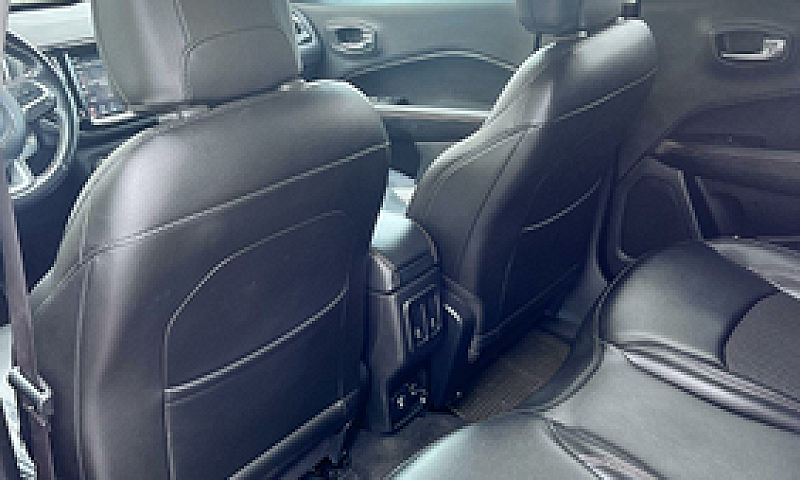 Jeep Compass 2.0 140...