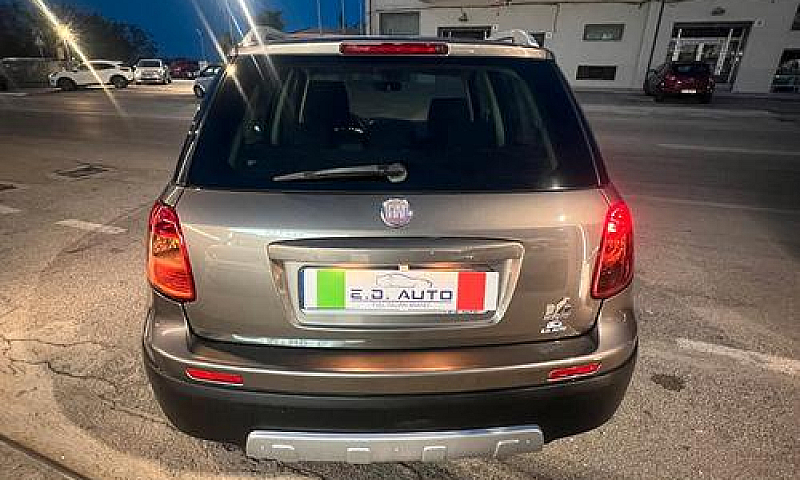 Fiat Sedici 2000Mult...