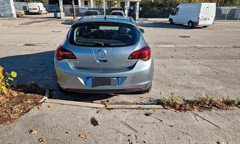 Opel Astra 1.7 Cdti ...