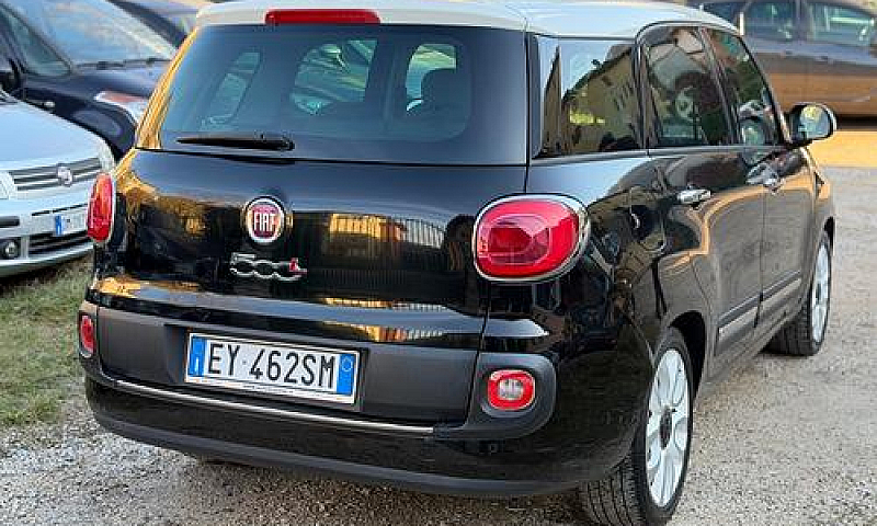 Fiat 500L Living Lou...