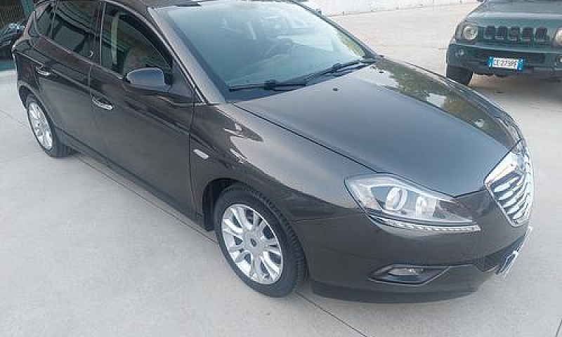 Lancia Delta 1.6 Mjt...