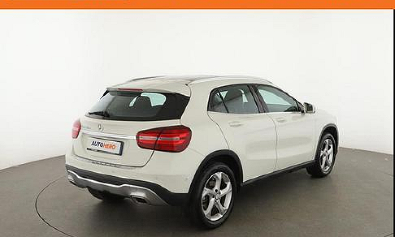 Mercedes-Benz Gla 18...