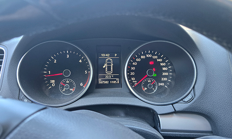 Volkswagen Golf Seri...