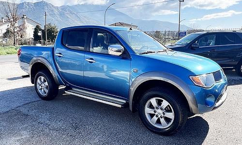Mitsubishi L200 136 ...