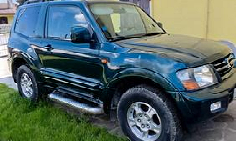 Mitsubishi Pajero (2...