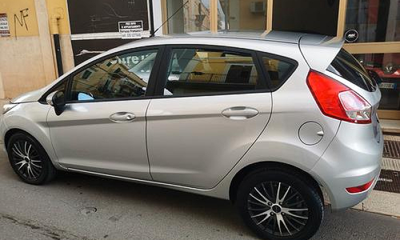 Ford Fiesta 1.4 5 Po...