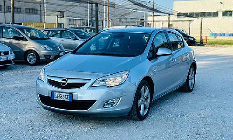 Opel Astra 1.4 Benz/...