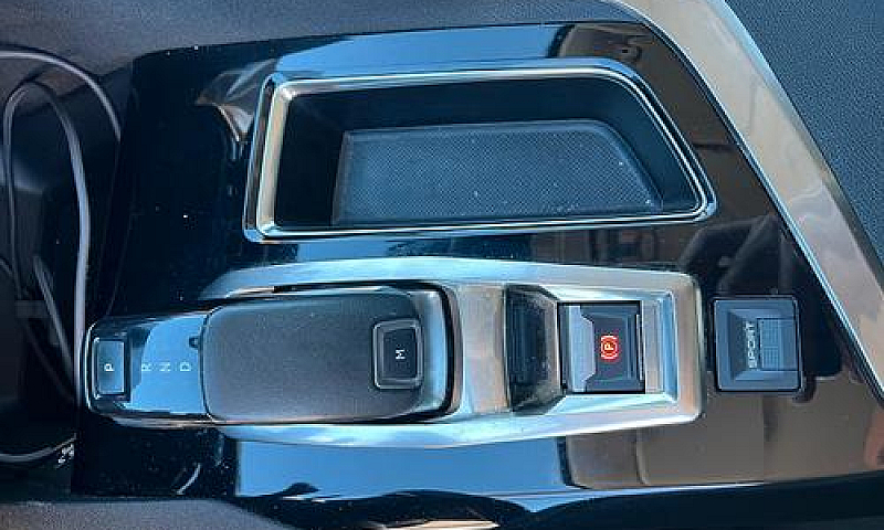 Peugeot 3008 Bluehdi...
