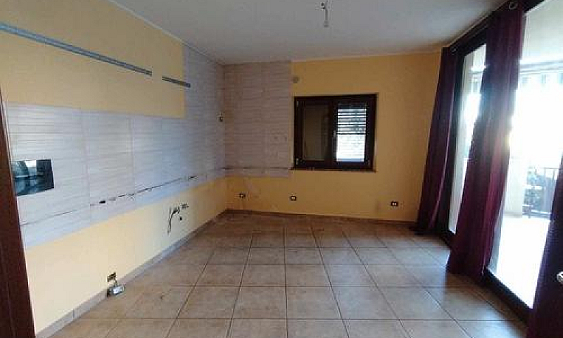 Ampio Appartamento R...