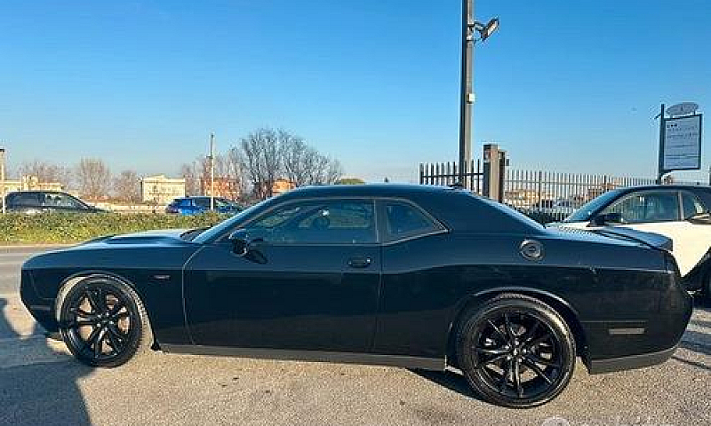 Dodge Challenger 3.6...