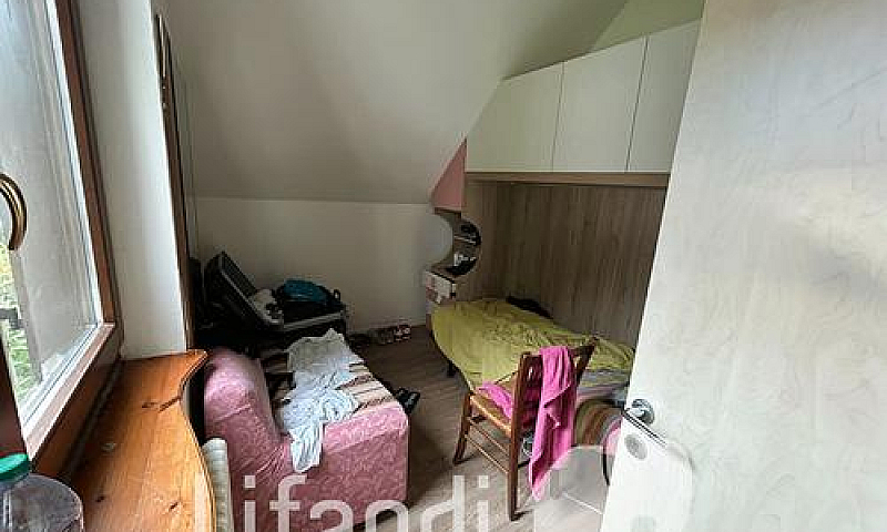 Trilocale In Via Del...
