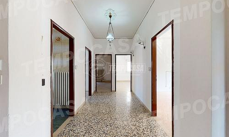 Casa Indipendente Di...