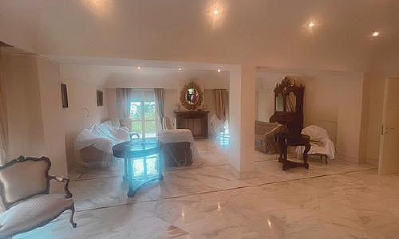 Splendida Villa - Ca...