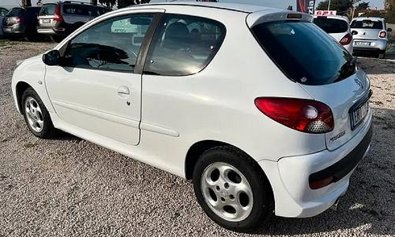 Peugeot 206 Plus 1.4...