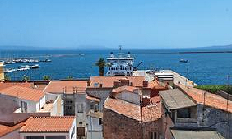 Fronte Porto Panoram...