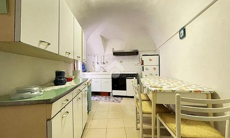 2 Locali A San Biagi...