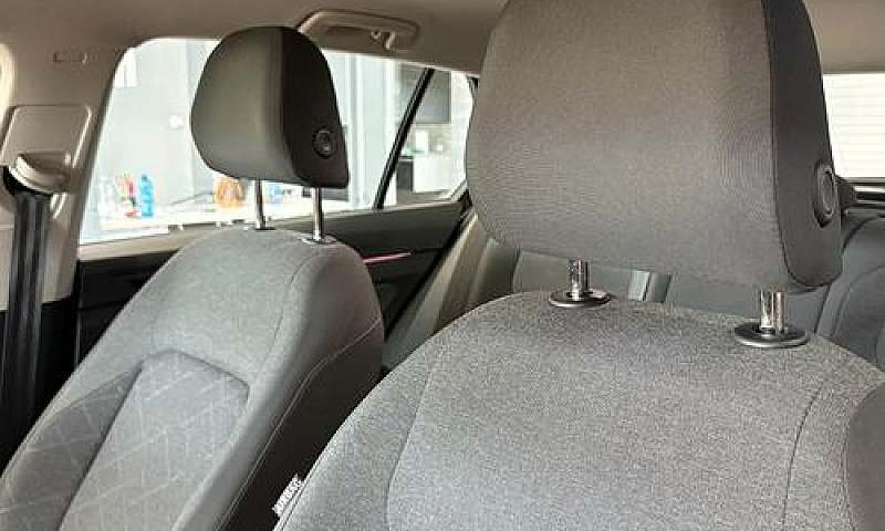 Volkswagen Golf 2.0 ...