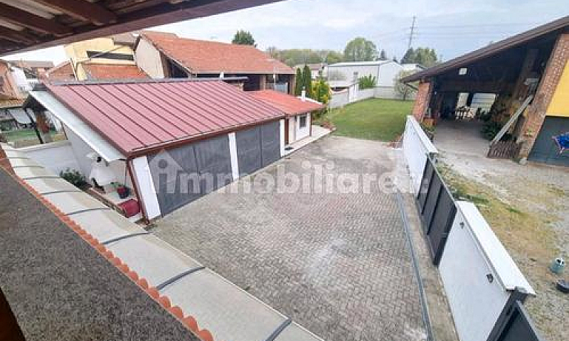 Casa Indipendente Co...