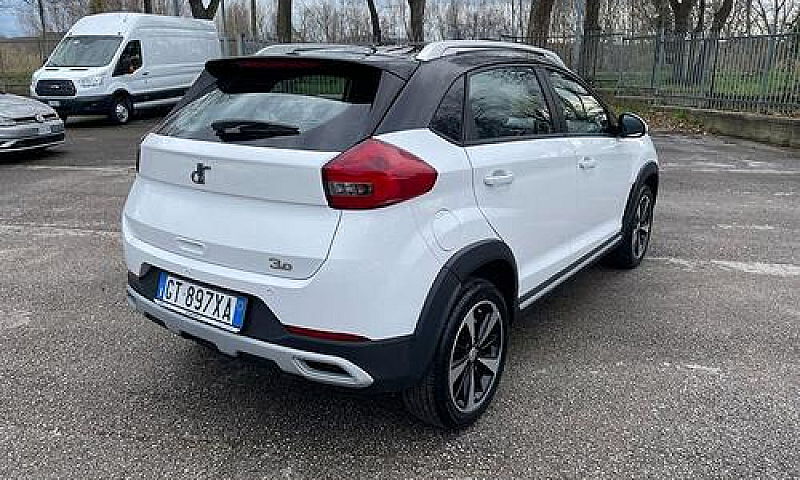 Dr Automobiles Dr 3....