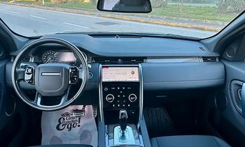 Land Rover Discovery...