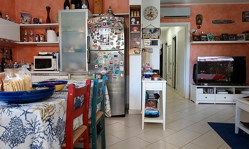 Appartamento Con Tre...