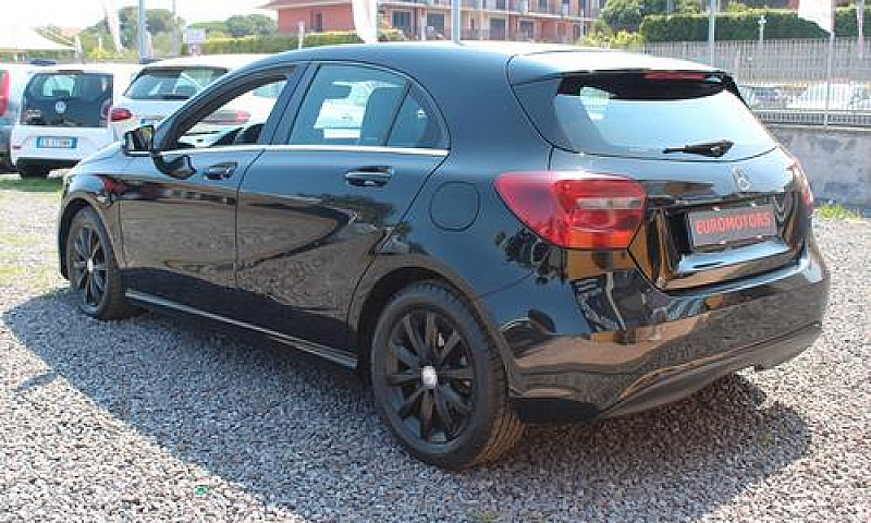 Mercedes-Benz A Tua ...
