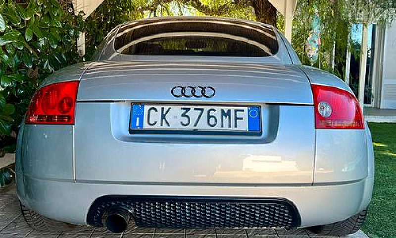 Audi Tt...