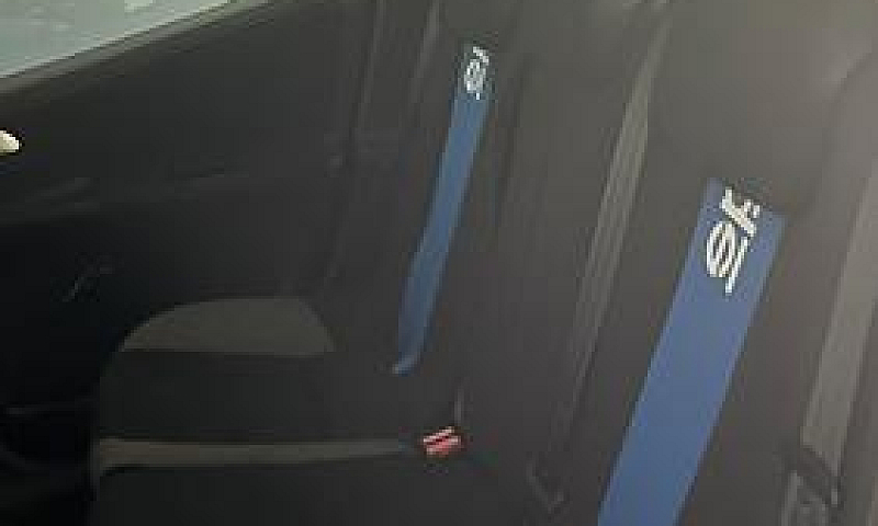 Peugeot 207...