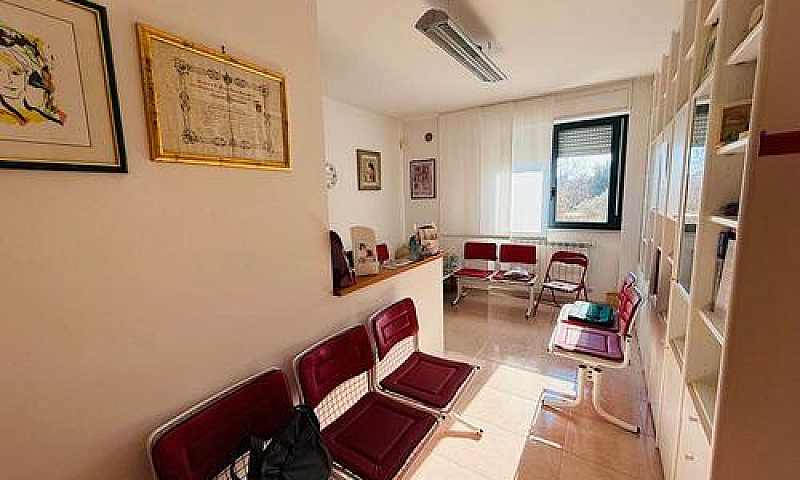 Trilocale Pari Al Nu...