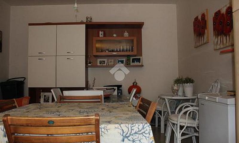 3 Locali A Carovigno...