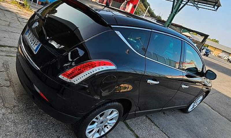 Lancia Delta 1.6 Mjt...