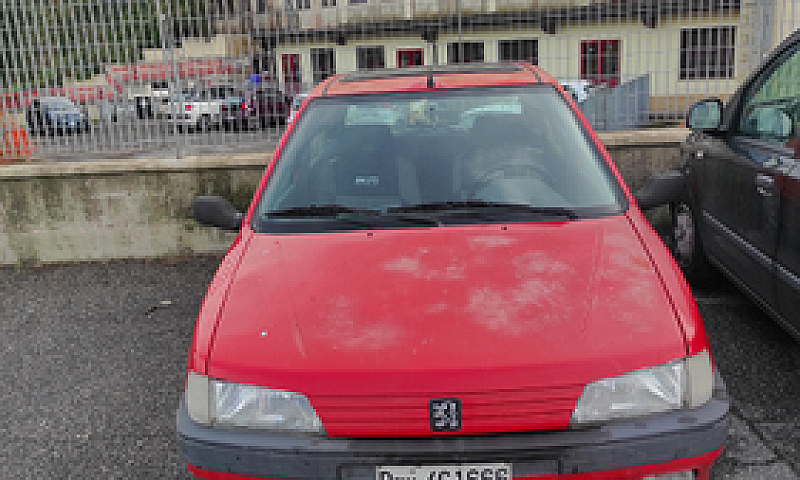 Peugeot 106...