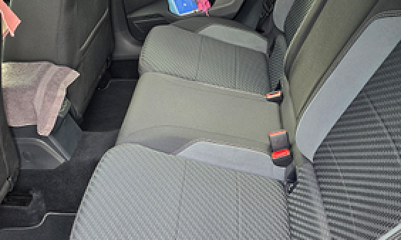 Vw- Polo R-Line...