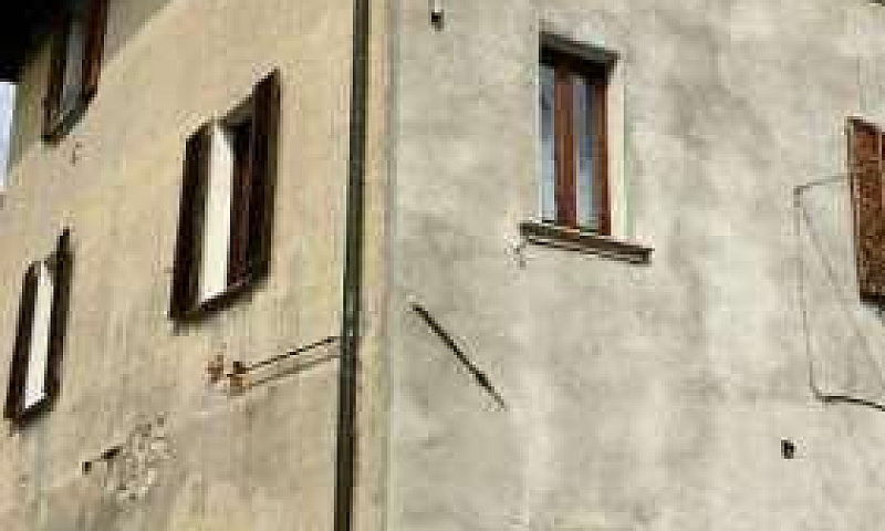 Appartamento A Erba ...
