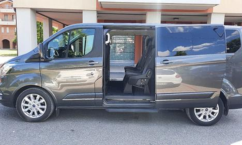 Ford Tourneo Custom ...