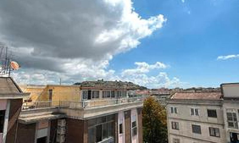 Via Abruzzi...
