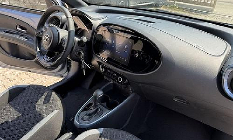Toyota Aygo X 1.0 Vv...