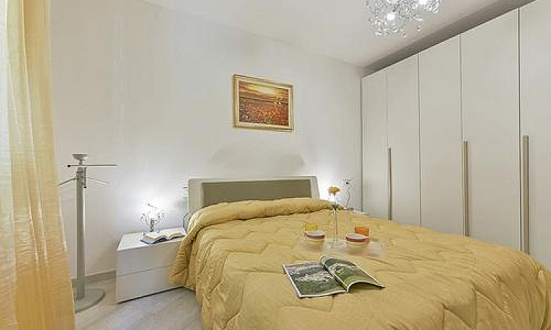 Viale Redi Firenze N...