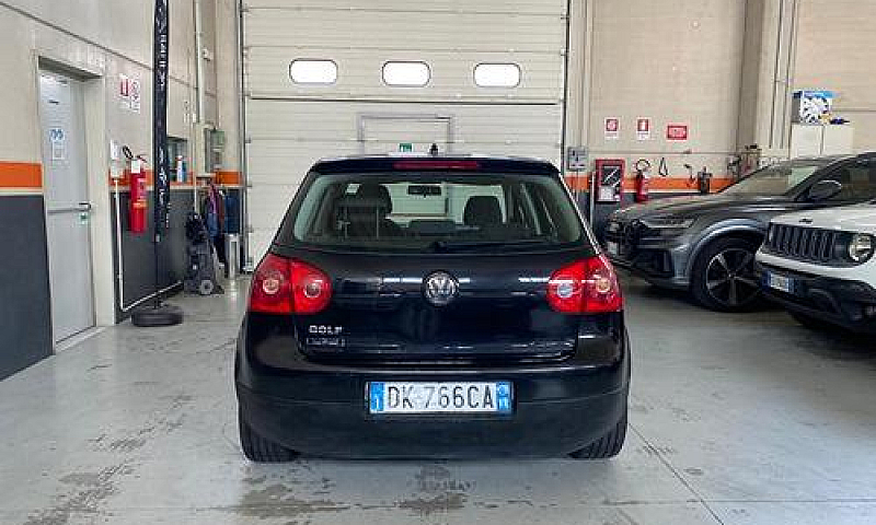 Volkswagen Golf 1.6 ...