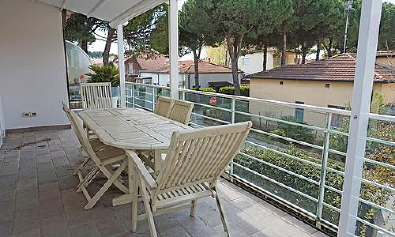 Milano Marittima, 4 ...
